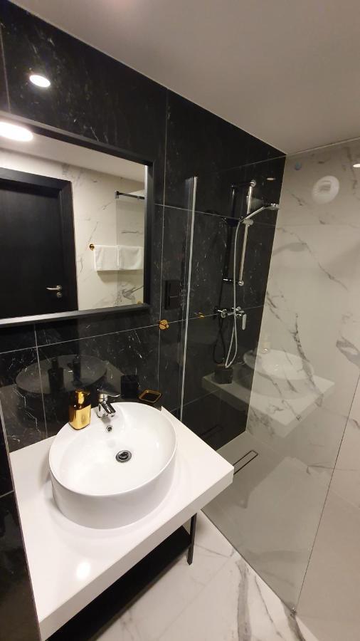 Gold Horizon Apartament Solny Resort Z Klimatyzacja I Garazem โควอบเซก ภายนอก รูปภาพ