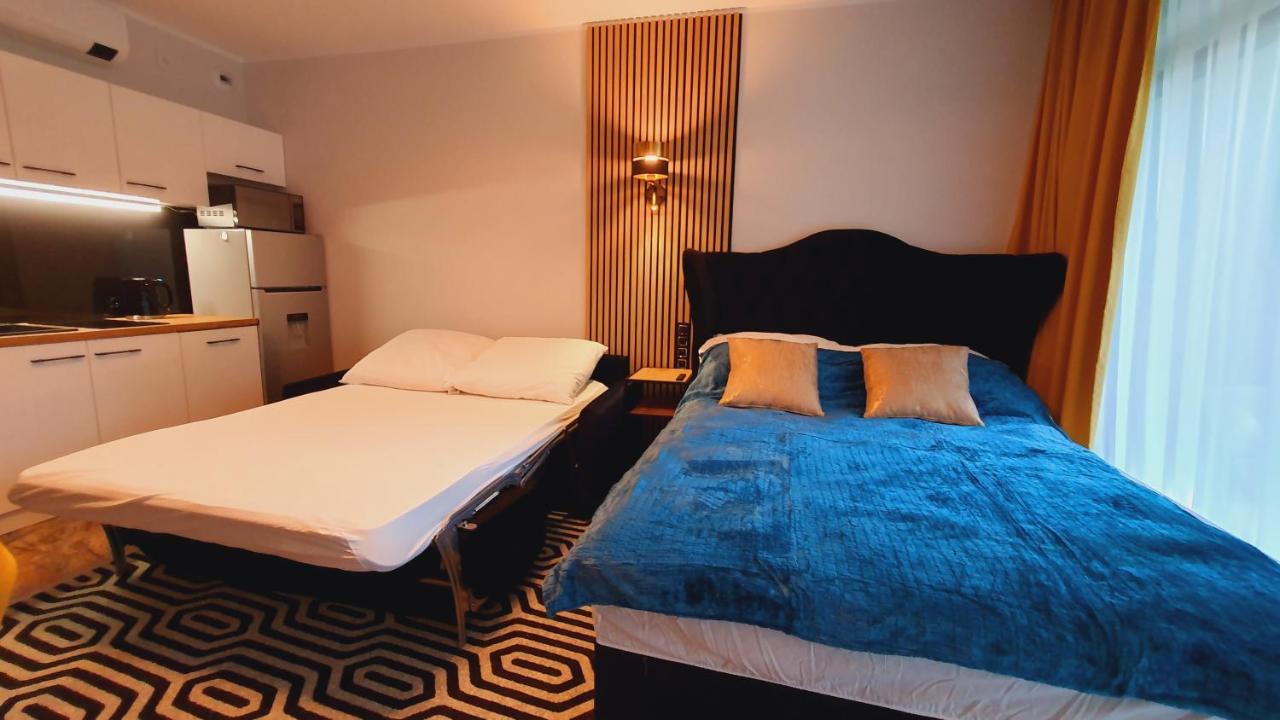 Gold Horizon Apartament Solny Resort Z Klimatyzacja I Garazem โควอบเซก ภายนอก รูปภาพ