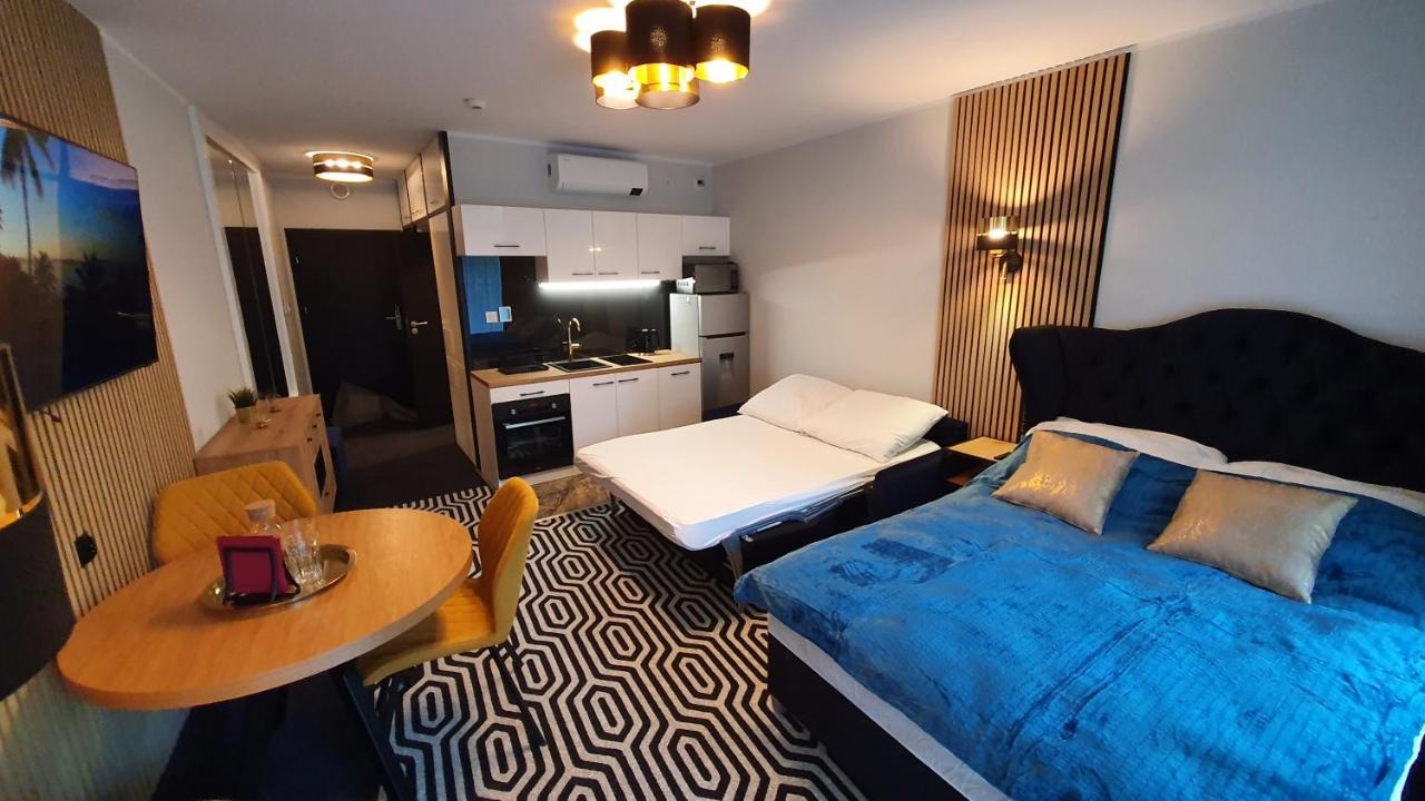 Gold Horizon Apartament Solny Resort Z Klimatyzacja I Garazem โควอบเซก ภายนอก รูปภาพ