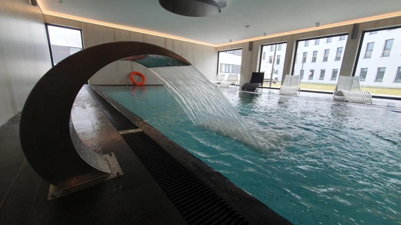 Gold Horizon Apartament Solny Resort Z Klimatyzacja I Garazem โควอบเซก ภายนอก รูปภาพ